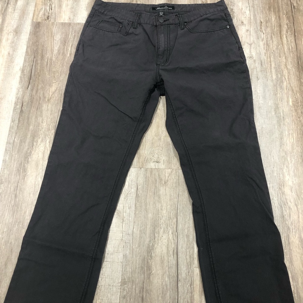 Men’s Kenneth Cole New York Dark Gray Jeans/Pants. Size 34x30.